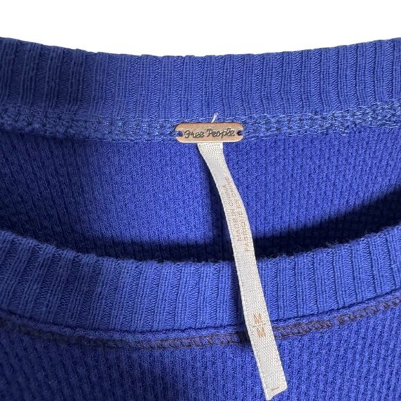 Free People Women’s Size Medium Royal Blue Thermal Top Long Sleeve knit cuff - Picture 9 of 12